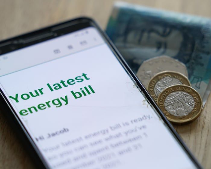 Reino Unido debate teto de preços e tarifas sociais para energia acessível