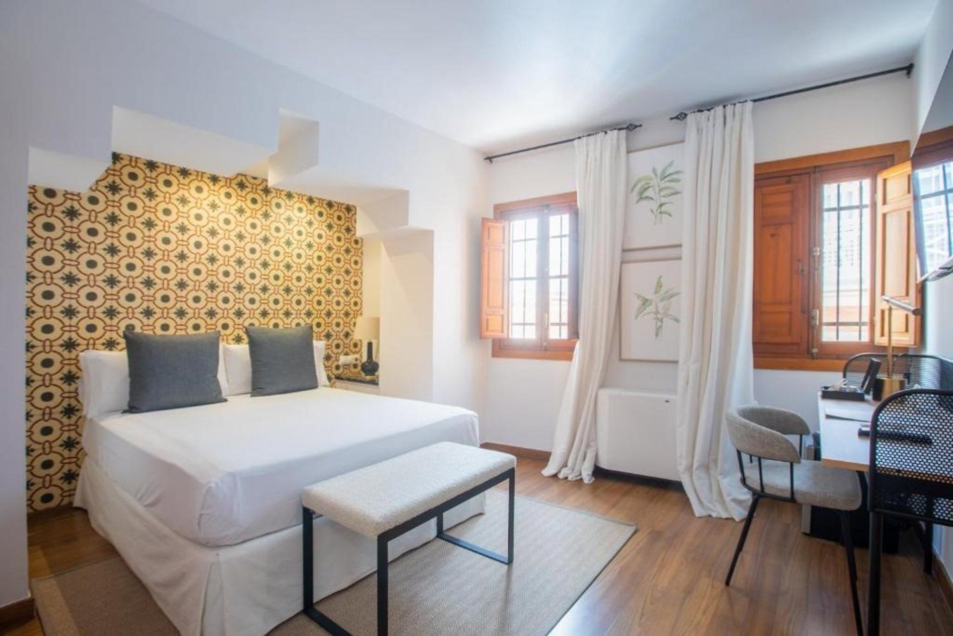 Hoteles Bestprice abre em Córdoba e mira BME Growth