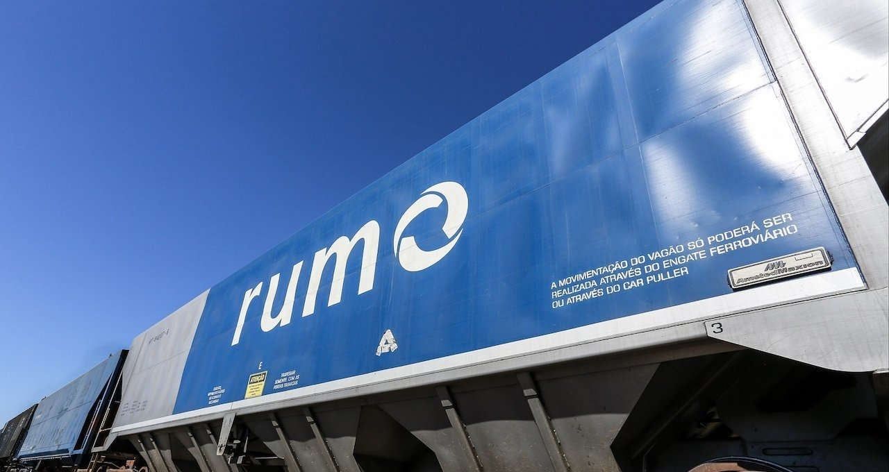 Rumo troca comando em momento crucial — mercado monitora venda de fatia da Cosan