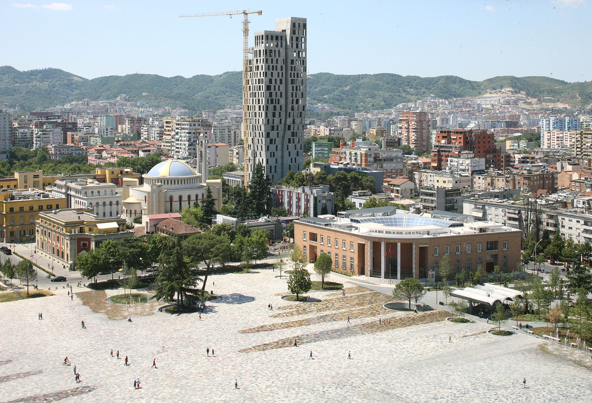 Tirana vira epicentro da arquitetura global com o Bread & Heart Festival