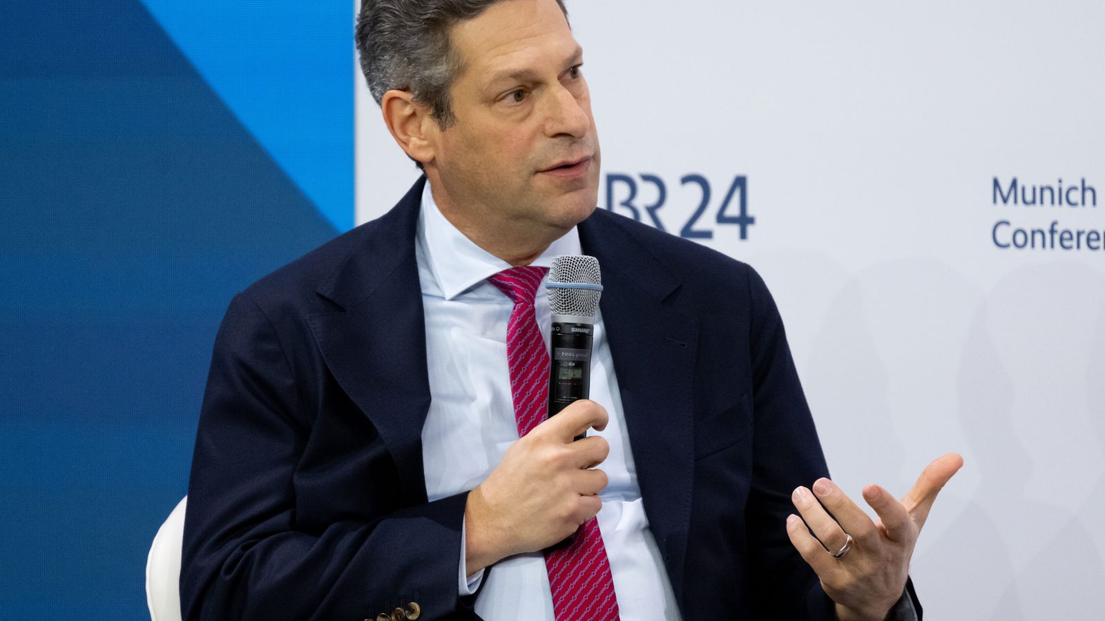 Joel Kaplan deixa Meta após 15 anos, encerrando era de influência política