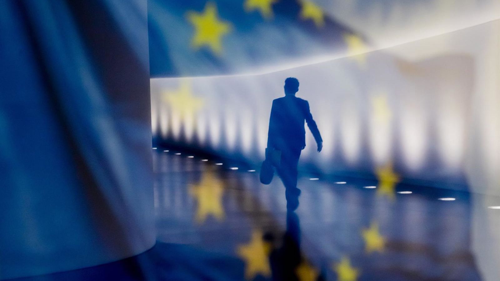 Dívida da UE pode chegar a €1 trilhão em 2027, alerta Tribunal de Contas