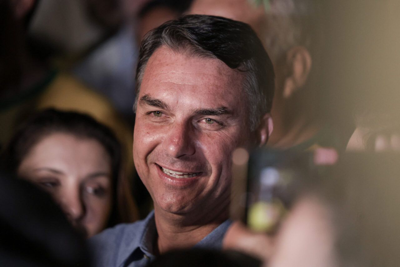 BTG Pactual: Vitória de Flávio Bolsonaro pode impulsionar Ibovespa em até 20%