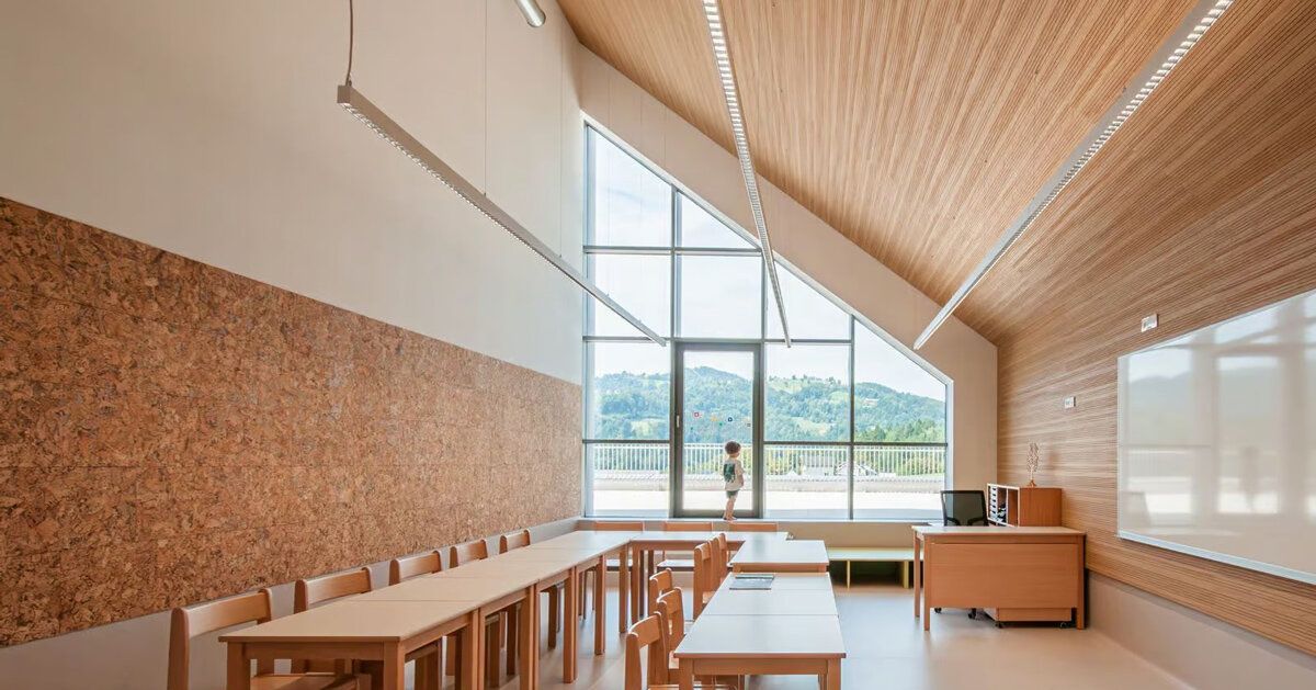 GEOPLAN redesenha escola rural na Eslovênia como centro de convivência comunitária