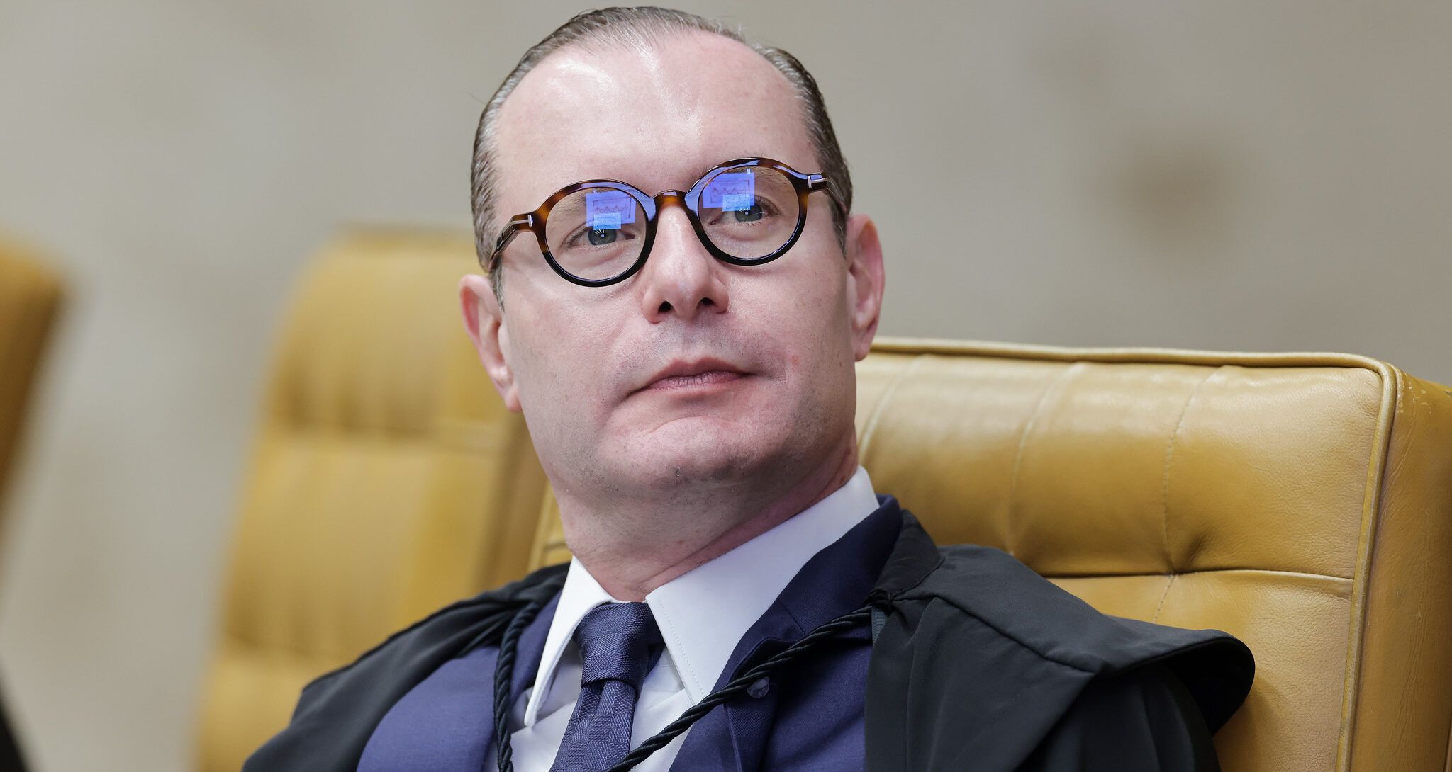 A PF entrega a bomba: celular de Vorcaro chega a Gilmar e Zanin