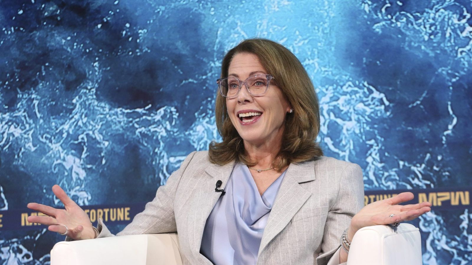 Kate Johnson, da Lumen: amizade informal vira parceria estratégica de CEOs
