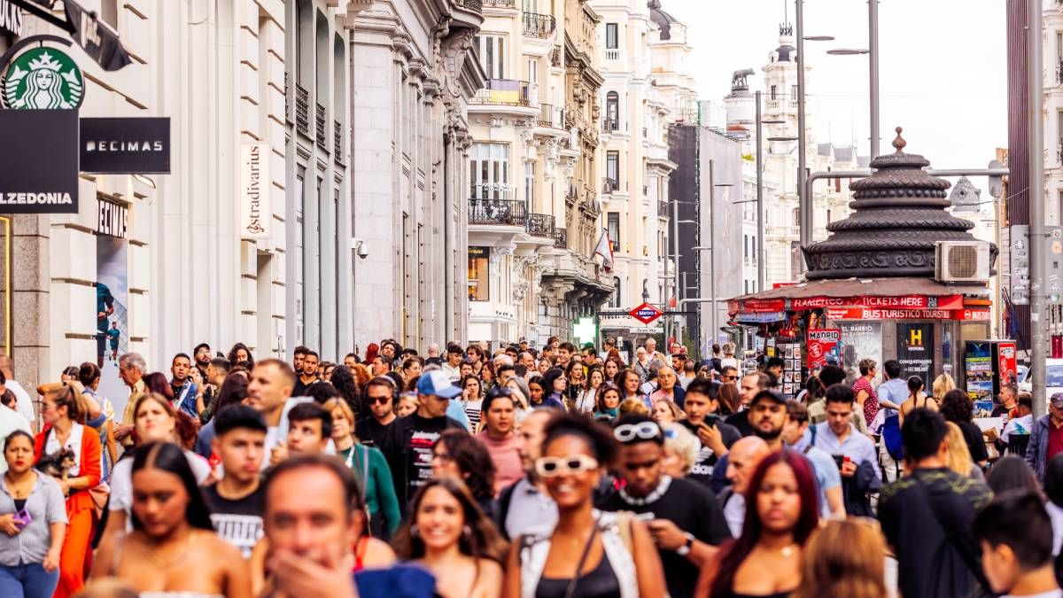 Espanha projeta 55 milhões de habitantes — com 40% de estrangeiros até 2050