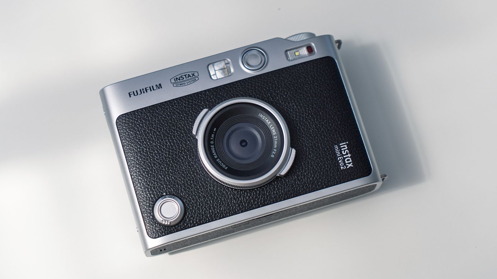 Fujifilm Instax Mini Evo 2: A câmera híbrida que traz de volta o toque da fotografia