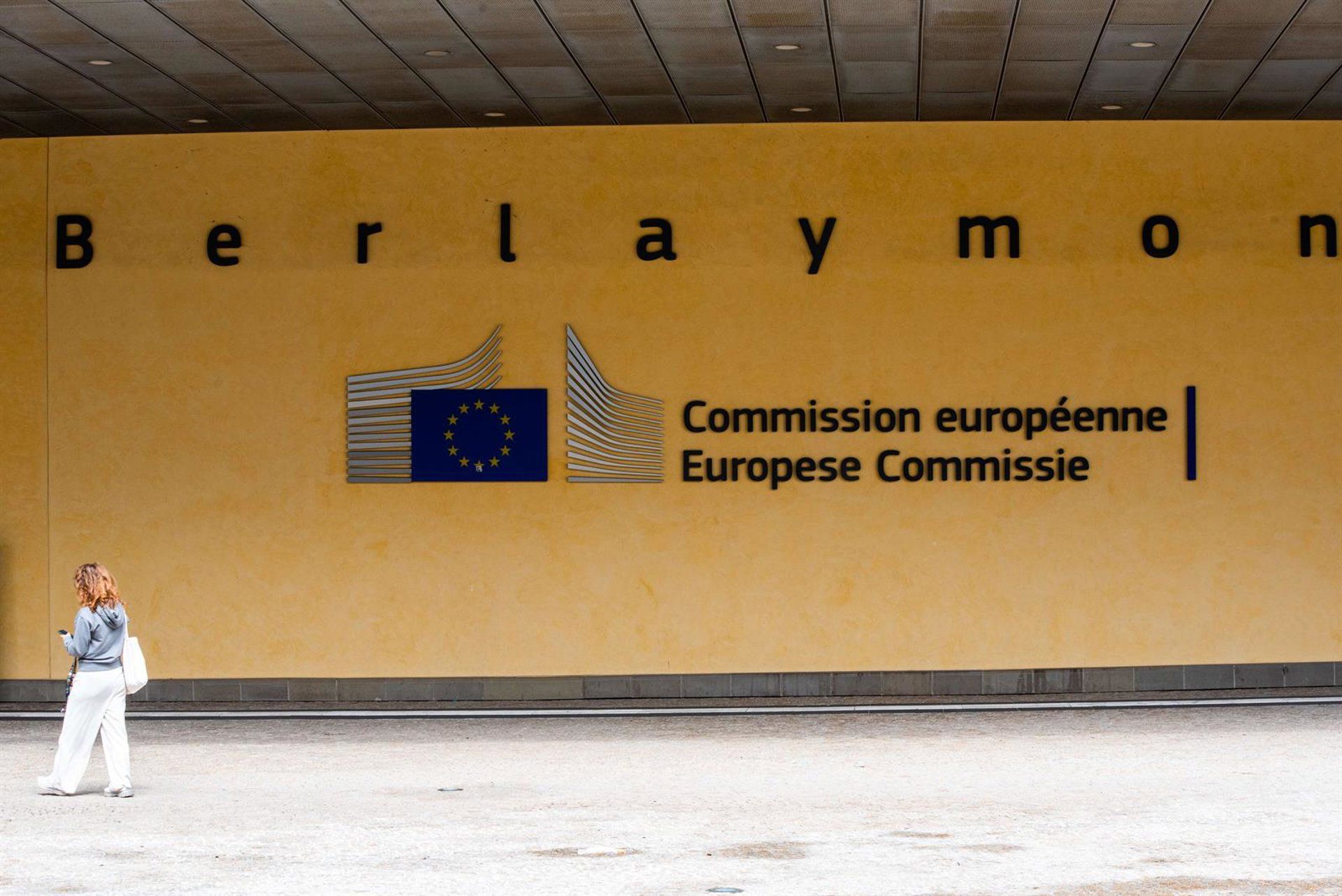 Bruxelas abre processo contra Espanha por falhas em regras de pagamentos da União Europeia