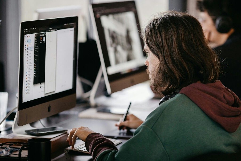 OpenAI paga salários 60x maiores que a média no Reino Unido