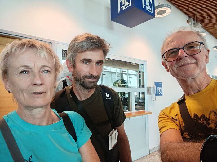 Deslizamentos no Nepal forçam alpinistas italianos a mudar de pico