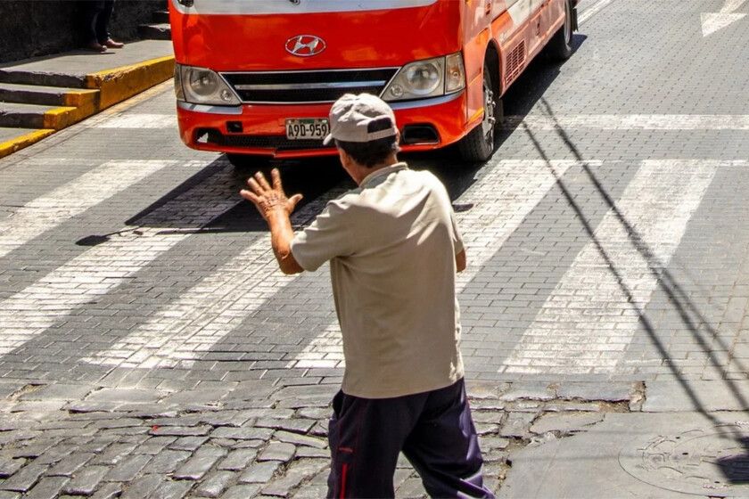 O aceno na faixa: um contrato social, não só educação