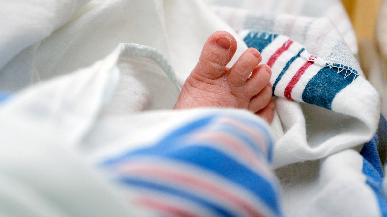 Mortalidade infantil nos EUA atinge mínima histórica — vacinas de VSR impulsionam melhora