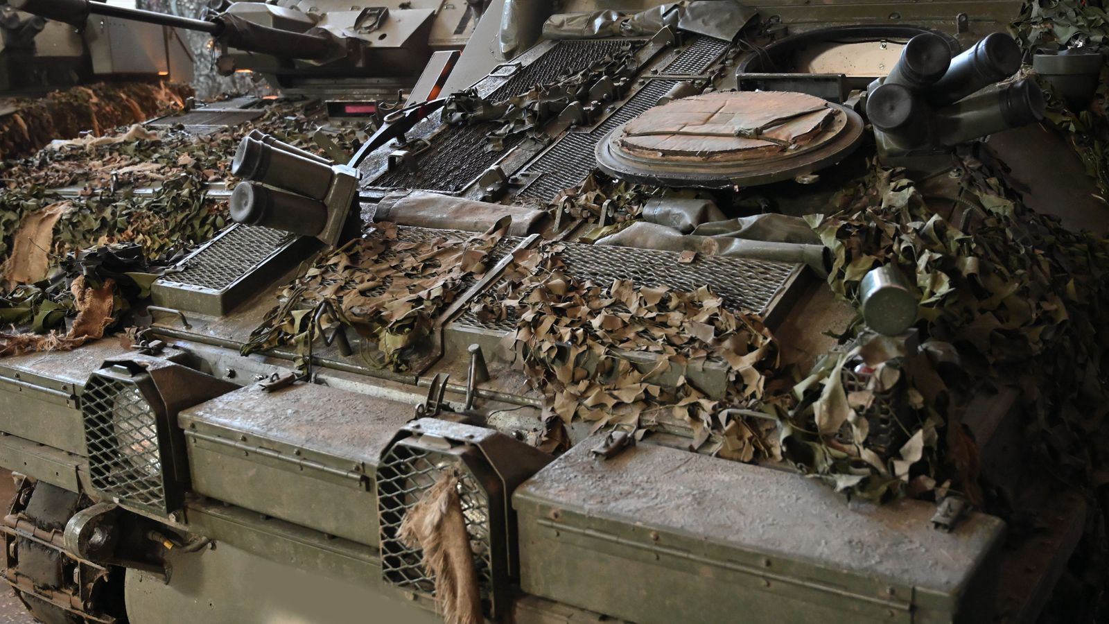 Ucrânia: Tanques vencem guerra de drones com tática de 'Operação Especial'
