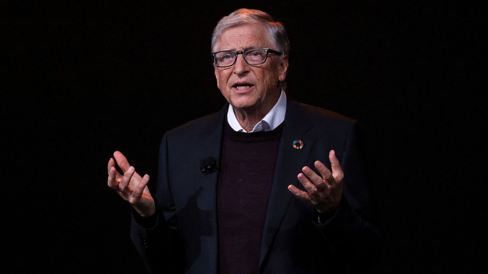 Bill Gates: Governos estão atrasados na regulação da IA