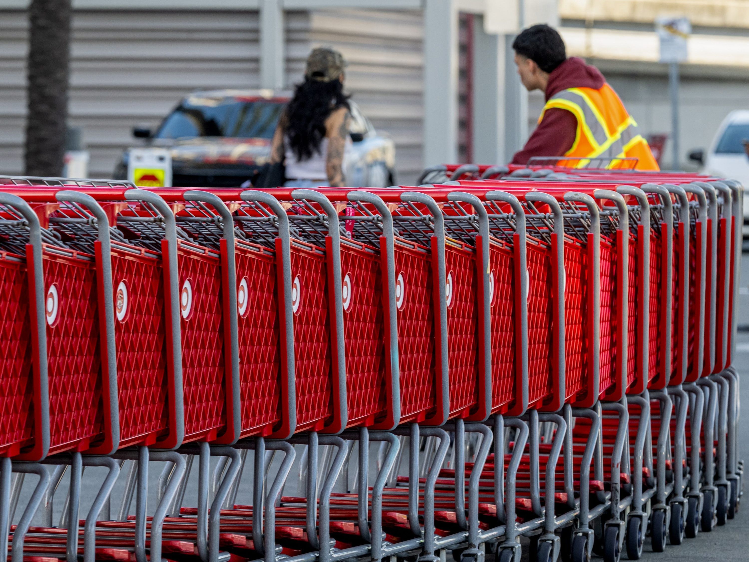 Target implementa sistema de pontos para controlar assiduidade de funcionários