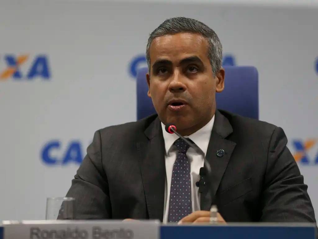 Ex-ministro de Bolsonaro recebeu R$ 11 milhões do grupo Master — aponta Receita Federal
