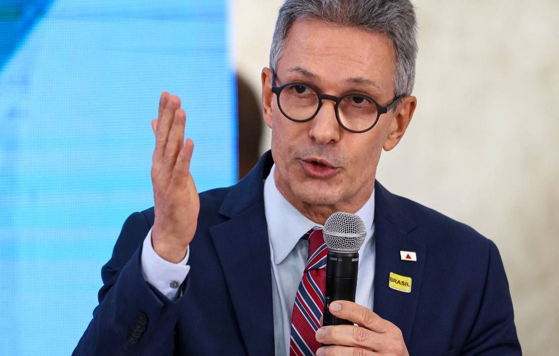 Zema atribui tarifaço americano à política externa de Lula e cobra solução