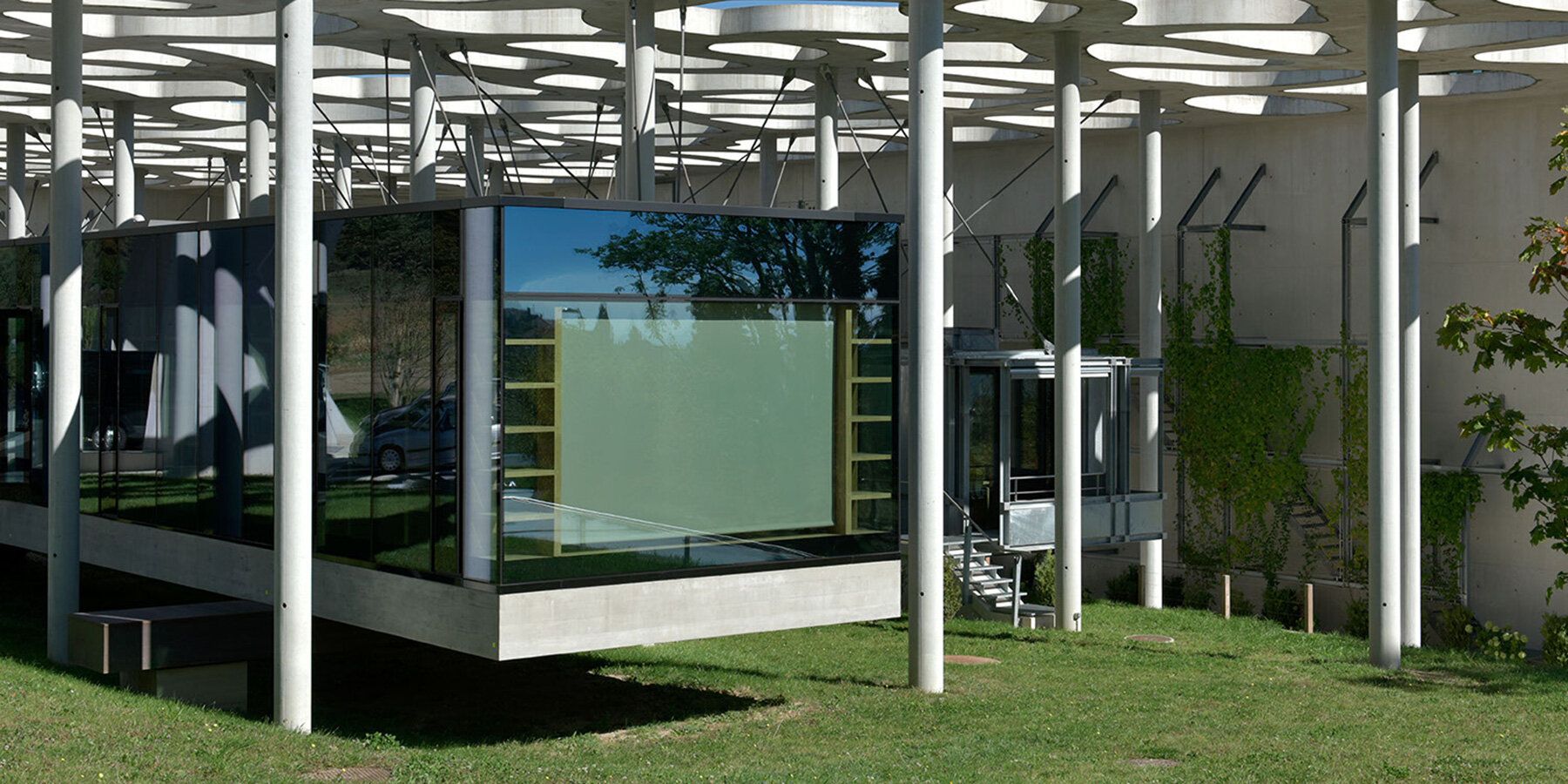 Um vilarejo para gênios: a arquitetura projeta a solidão