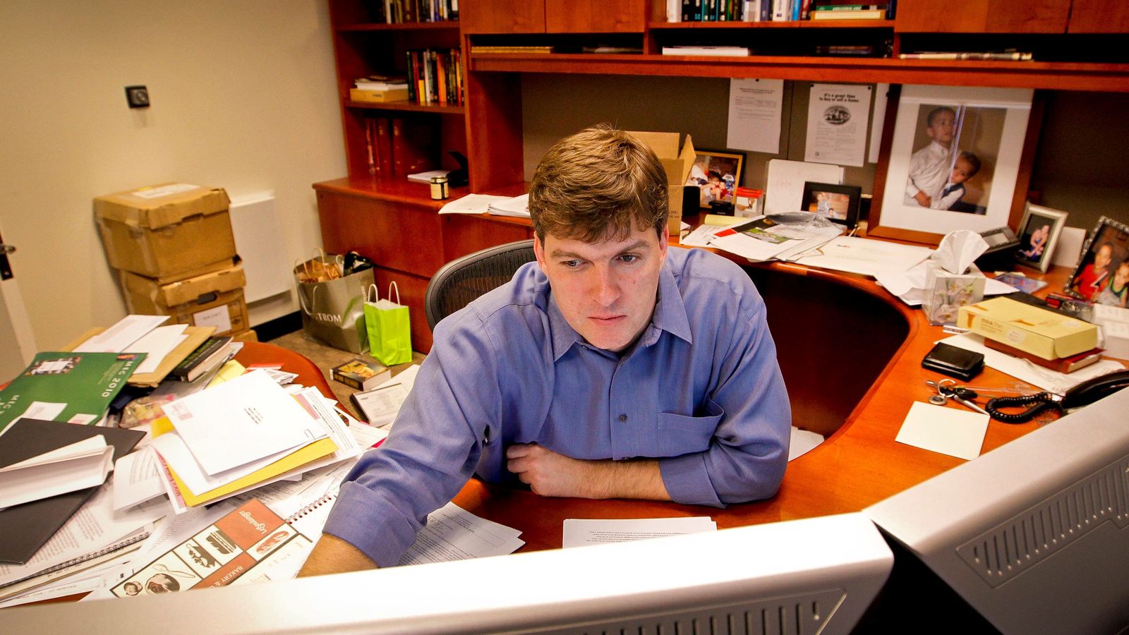 Michael Burry aposta contra a bolha de IA em 2027