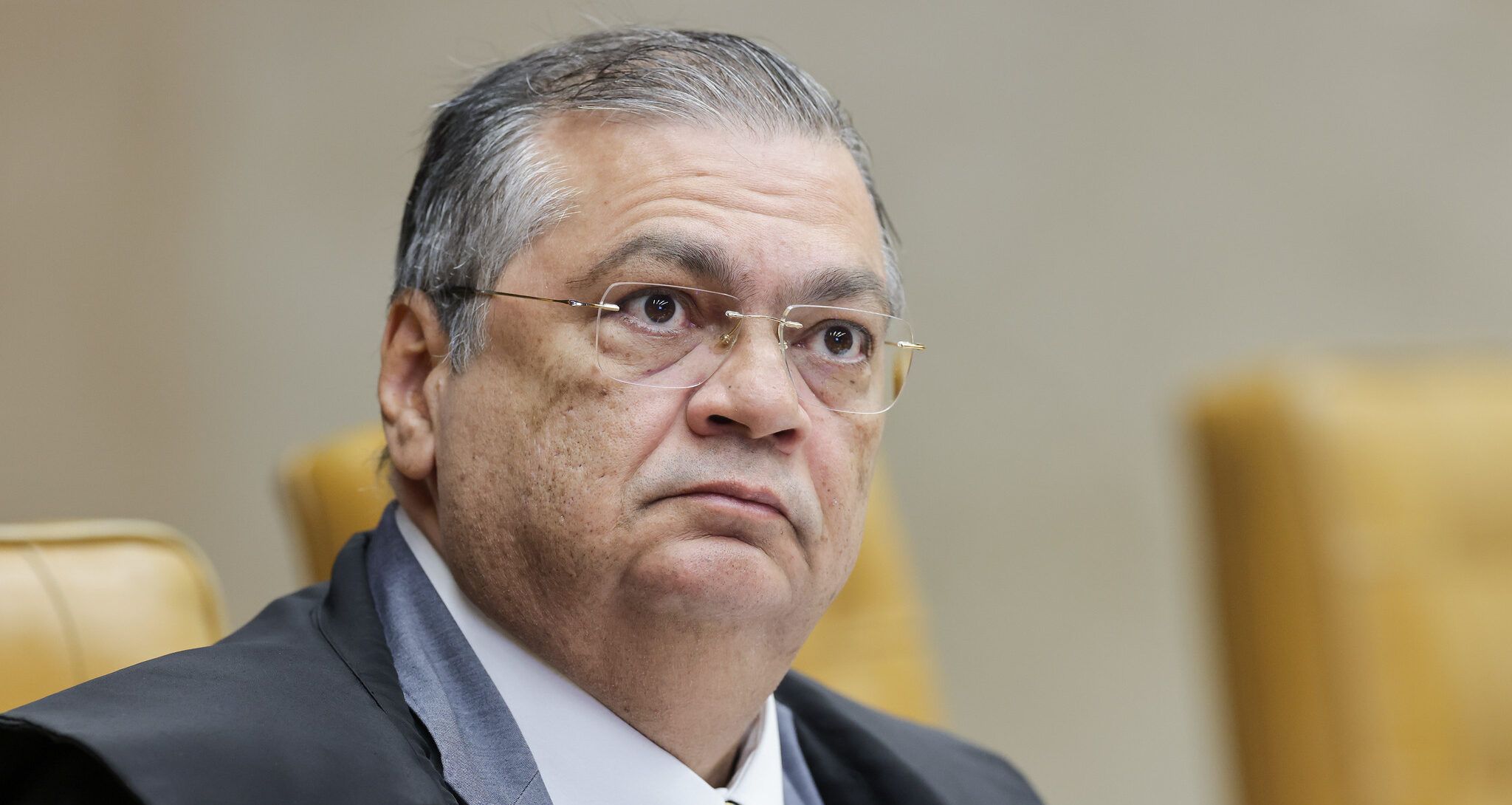 A caneta de Dino atinge o clã Brandão no Maranhão