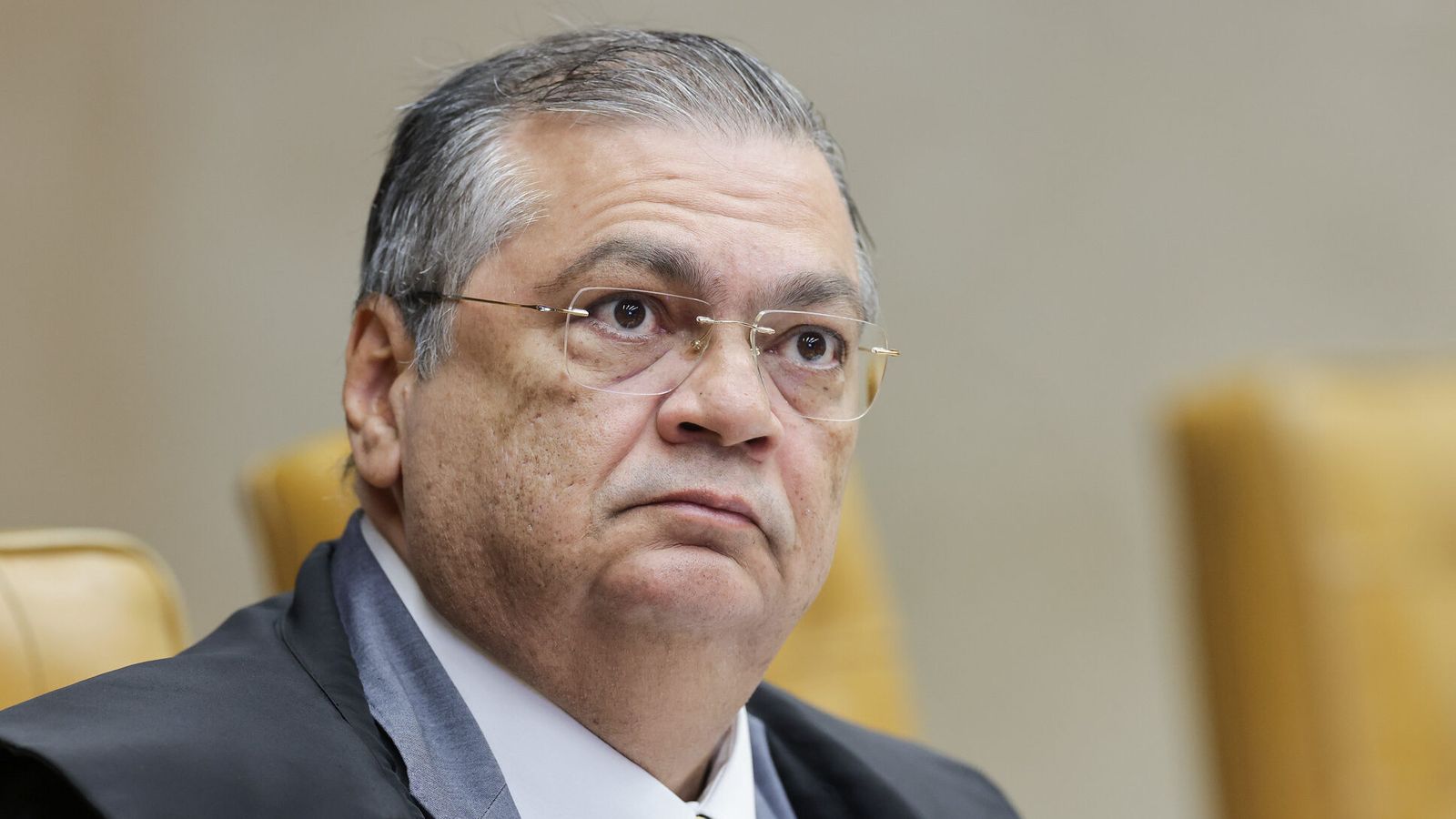 A caneta de Dino atinge o clã Brandão no Maranhão