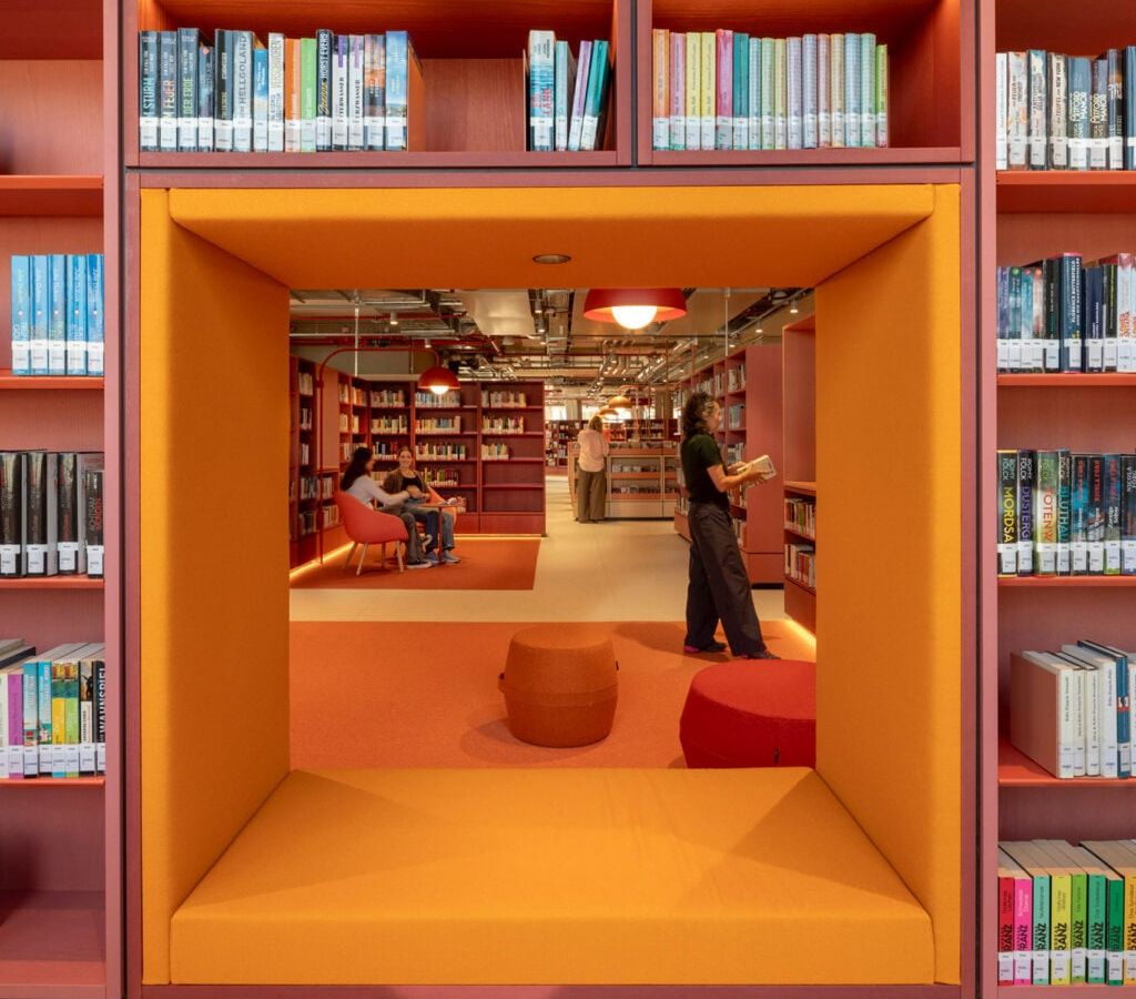 MVRDV transforma antigo armazém em biblioteca pública em Essen