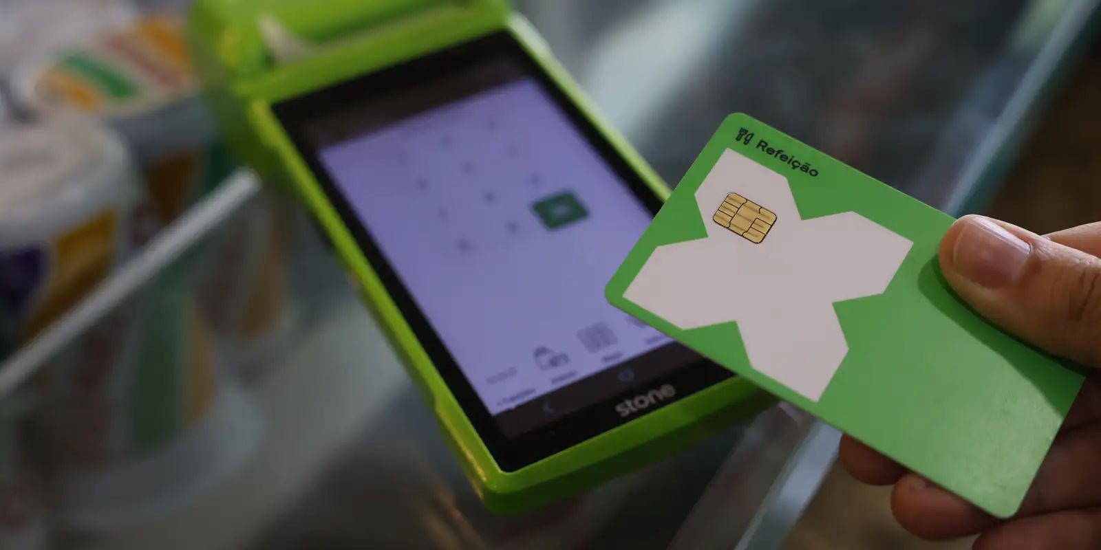 Vale-refeição: interoperabilidade chega sem sistemas integrados