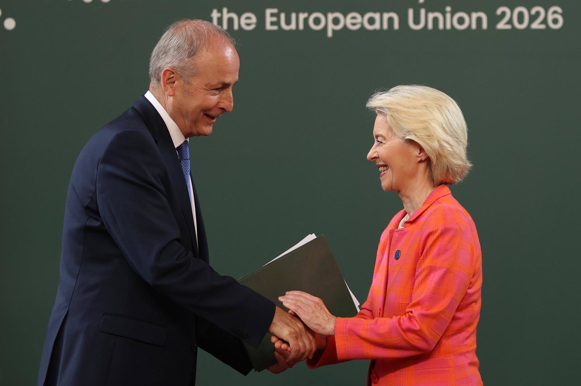 Irlanda assume presidência da UE com desafio de destravar orçamento de 2028-2034
