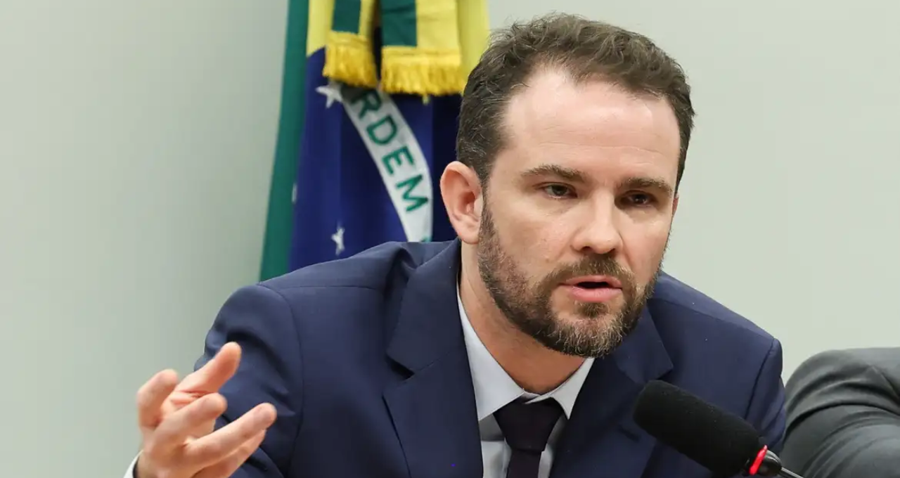 Governo promete veto a pautas que estourem orçamento — e ameaça ir ao STF