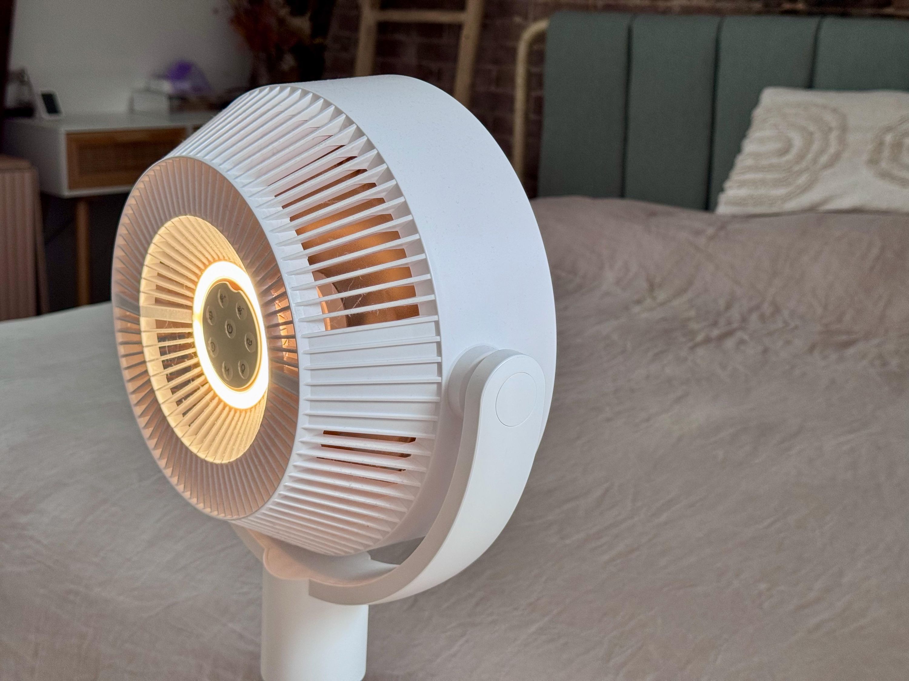 A entrada da SwitchBot na climatização inteligente com um circulador a bateria