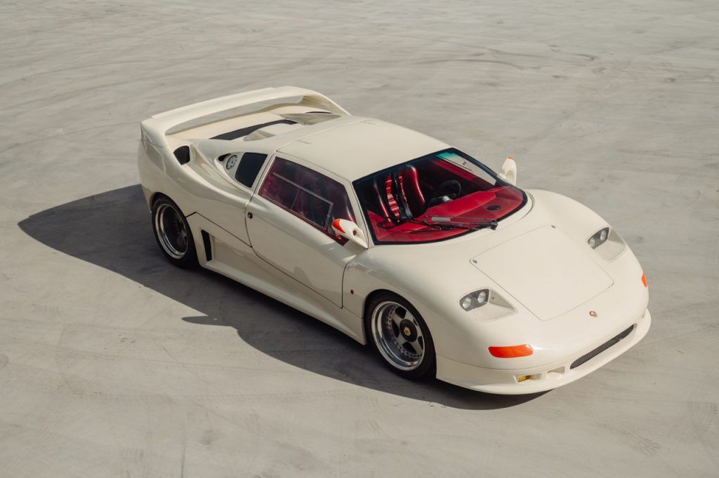 MCA Centenaire: O supercarro pioneiro com chassi de carbono que a história esqueceu