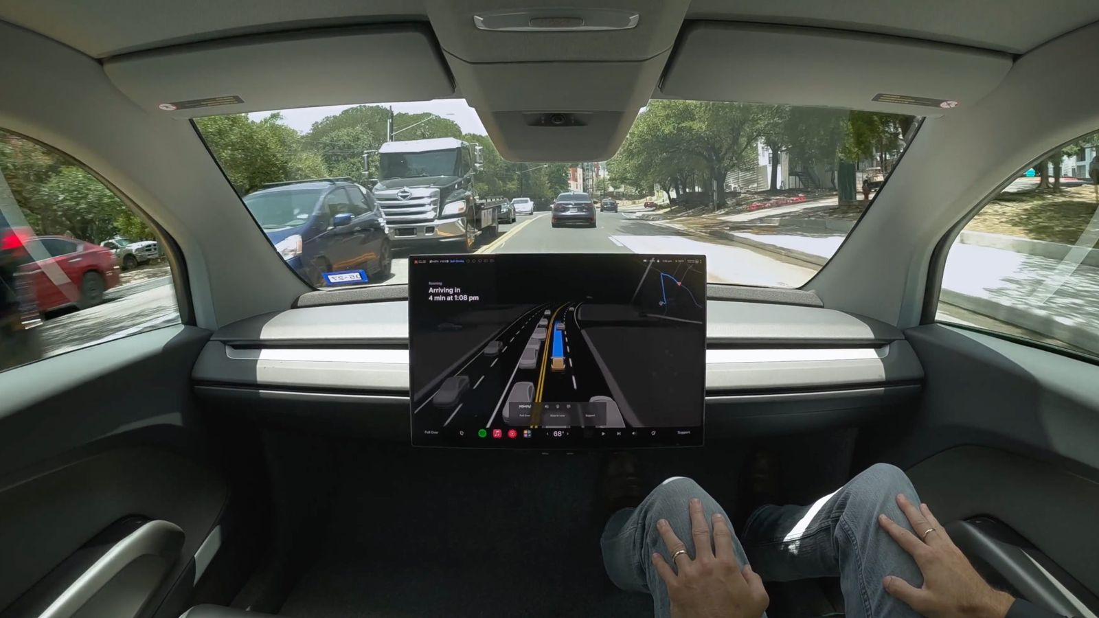 Tesla inicia testes do Cybercab sem volante ou pedais em Austin