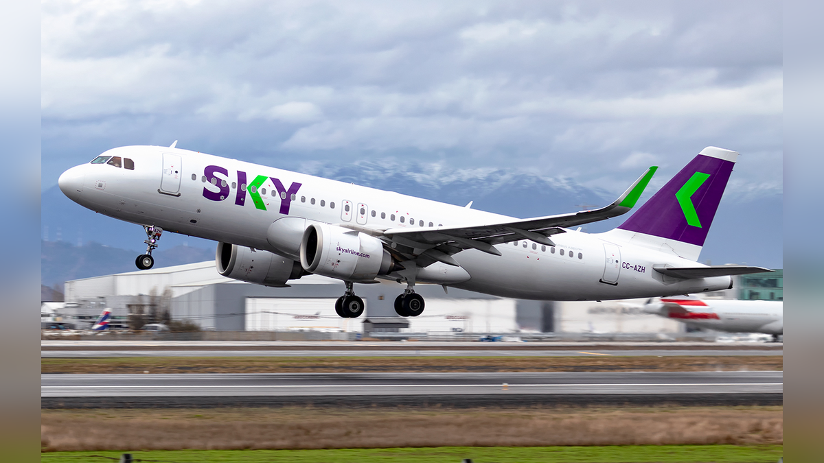 Governo planeja abrir mercado doméstico para JetSMART e Sky Airline