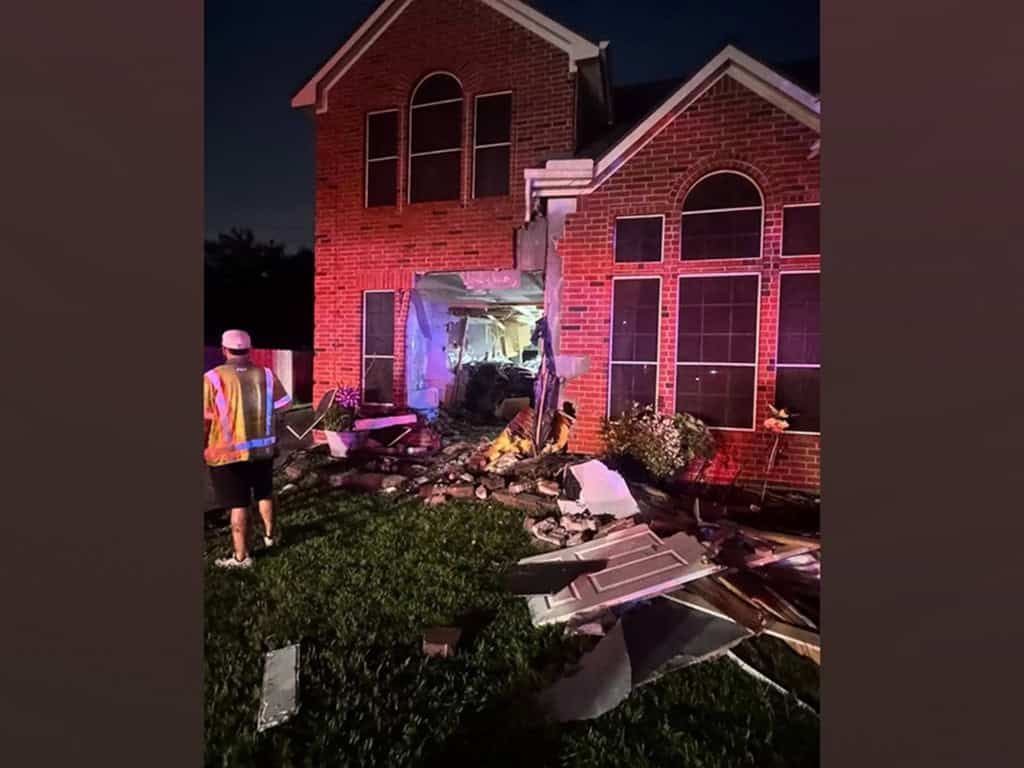 Justiça do Texas culpa motorista em acidente fatal envolvendo Tesla com direção assistida