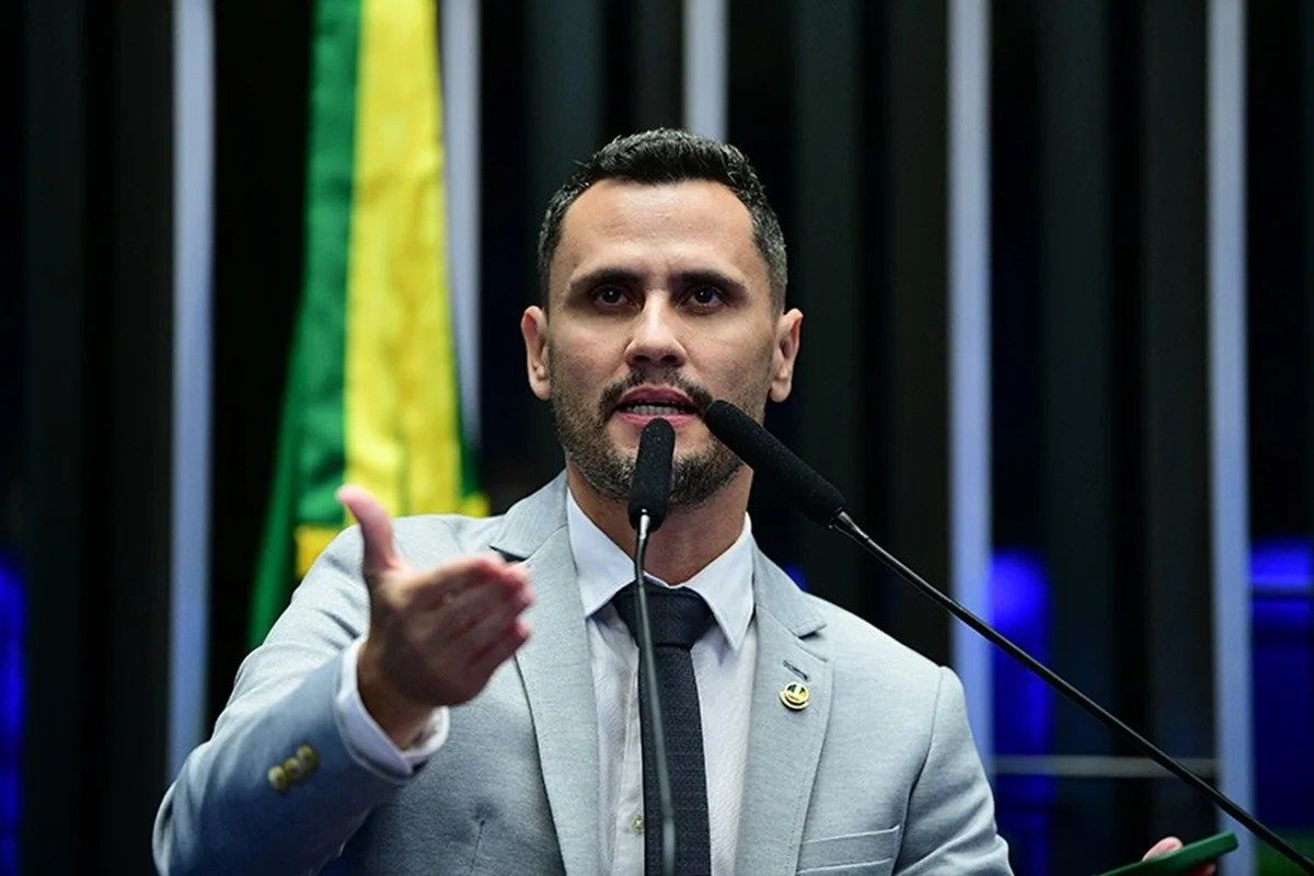 A campanha de Cleitinho começa no além: com IA