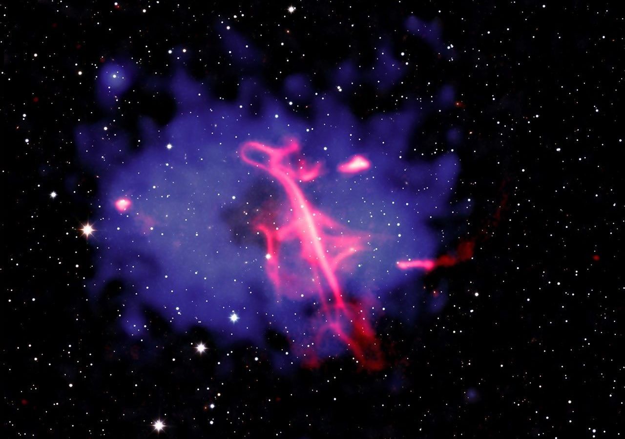 Chandra da NASA desvenda colisão de aglomerados em forma de clave de sol