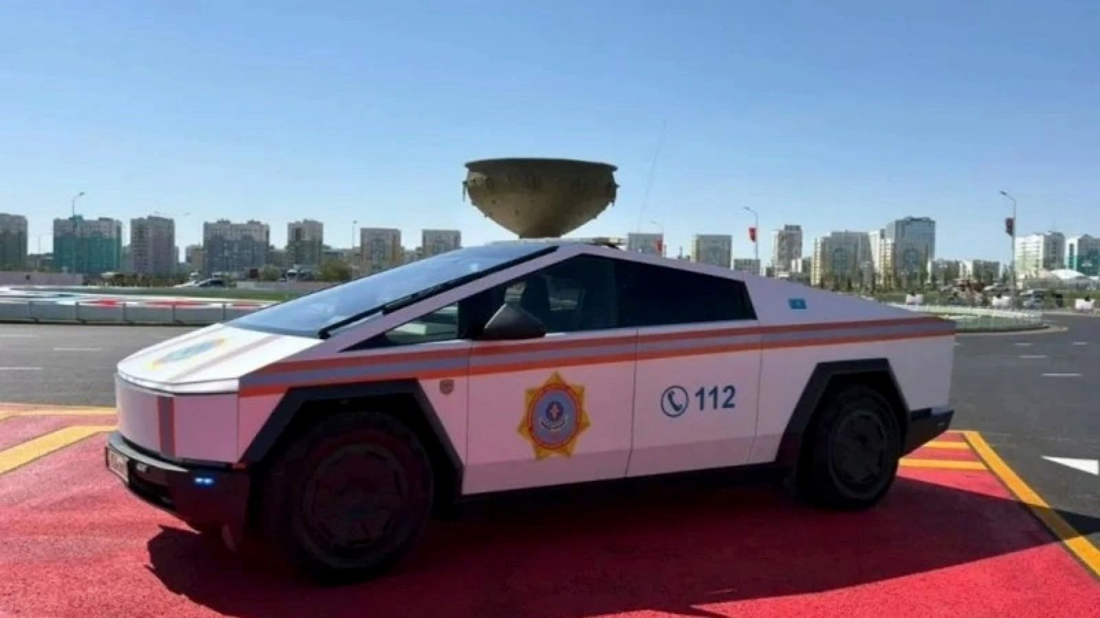Cazaquistão avalia expansão de frota de Cybertruck para operações de resgate