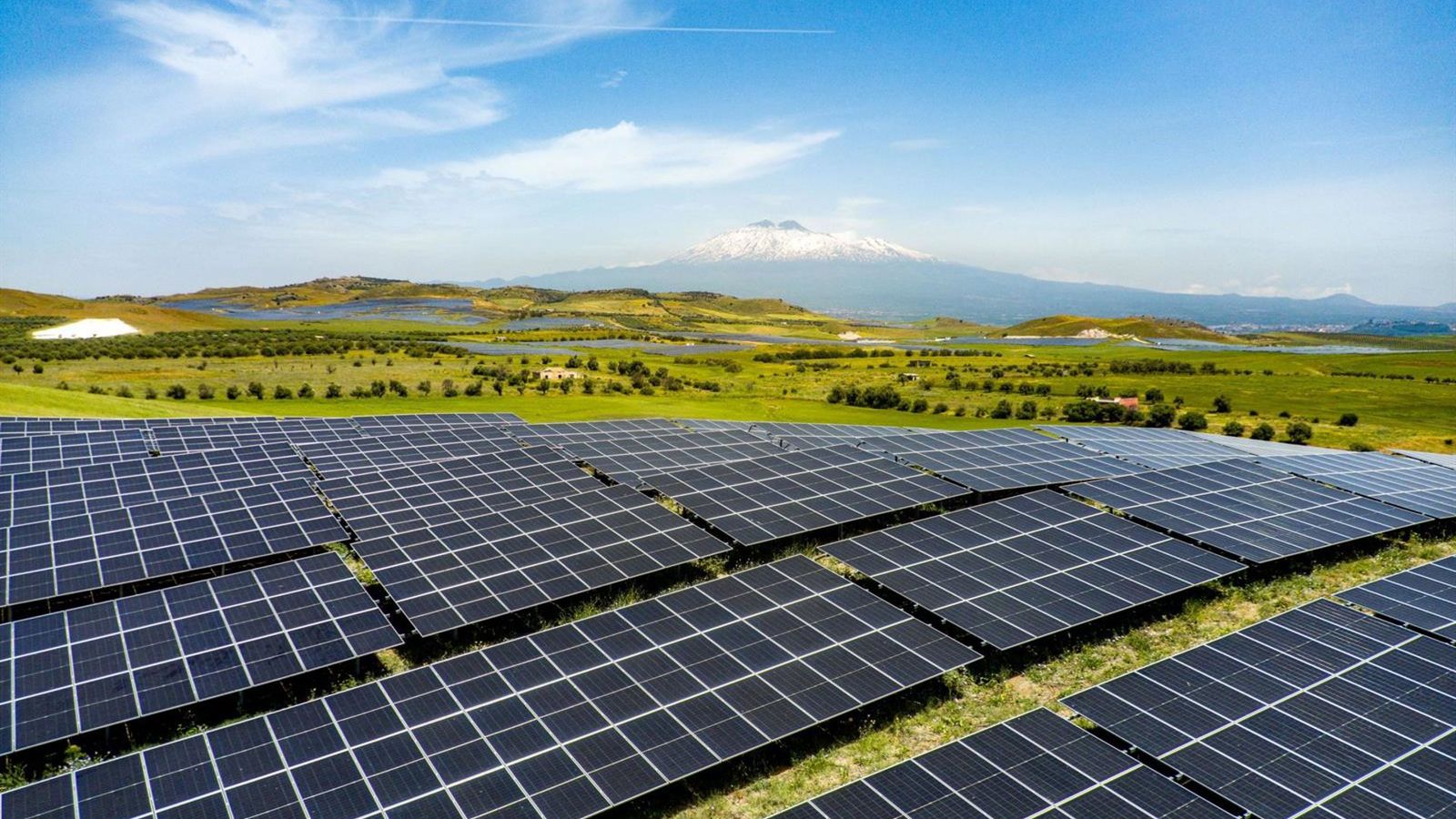 Iberdrola ativa planta de 243 MW na Sicília — a maior do grupo na Itália