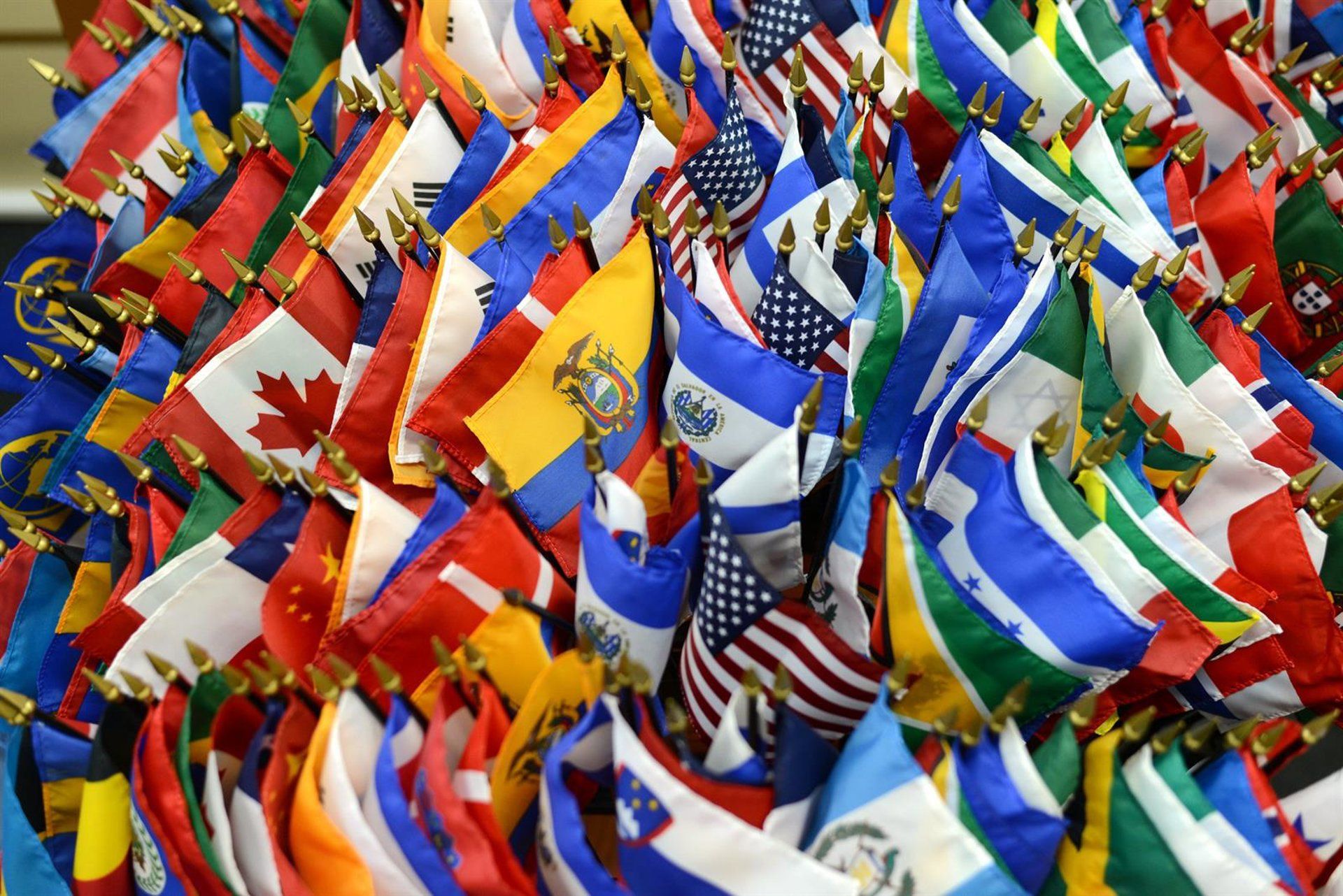 Chile mantém liderança em competitividade na América Latina — Brasil cai para a 65ª posição