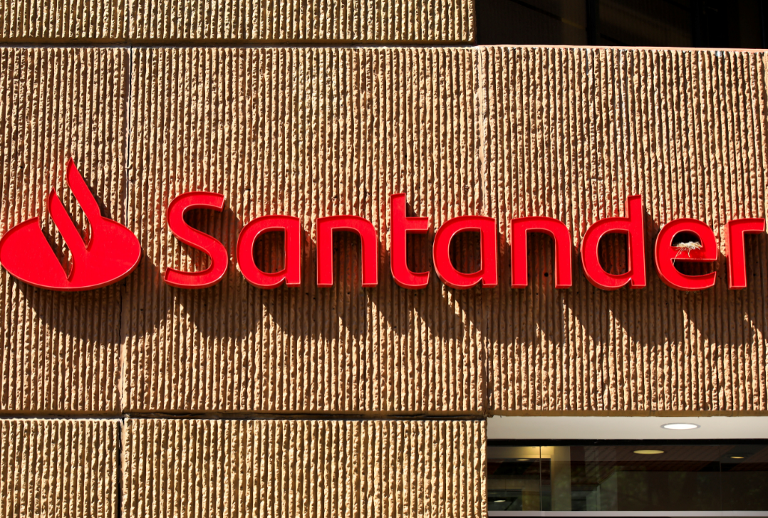 Santander contrata o CEO do UBS, mas a posse é só em 2027