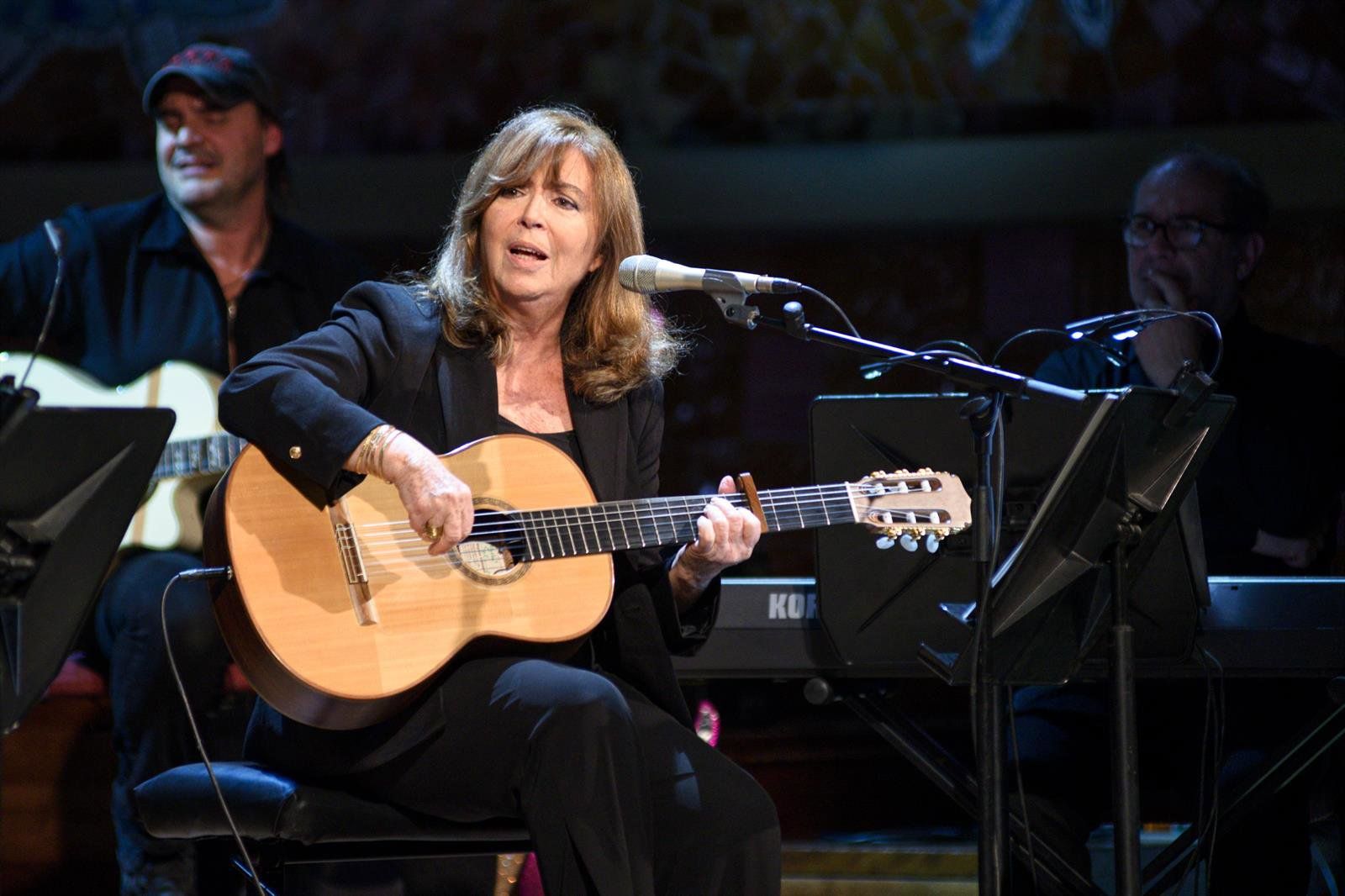 Maria del Mar Bonet é a primeira acadêmica de honra da Música da Espanha