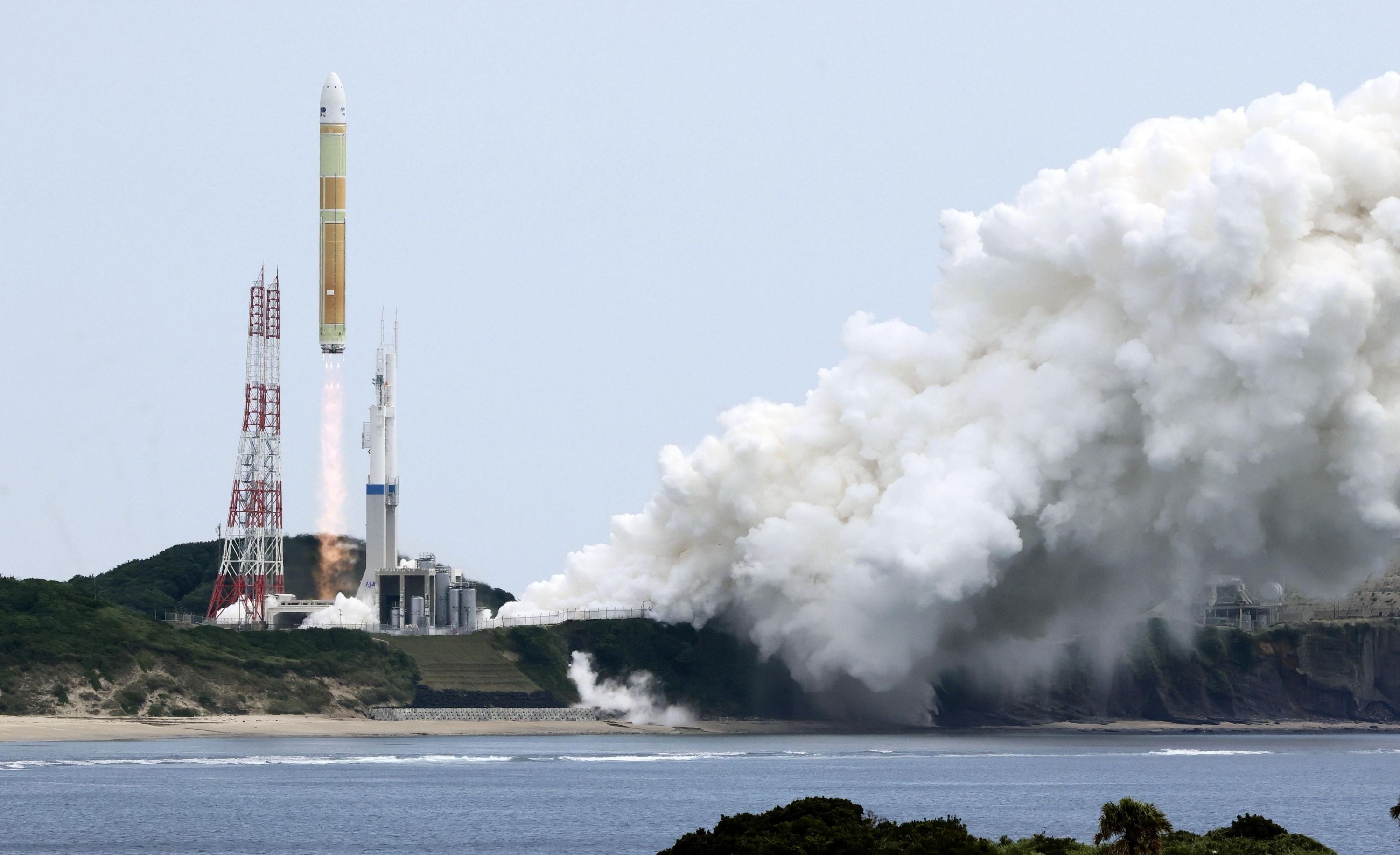Satélites em órbita ameaçam observação astronômica — estudo pede limite de 100 mil unidades