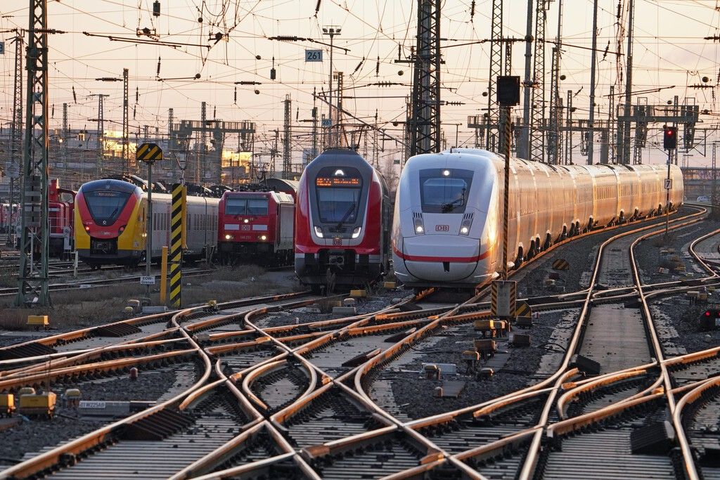 Falha na rede GSM-R paralisa toda a malha ferroviária da Deutsche Bahn