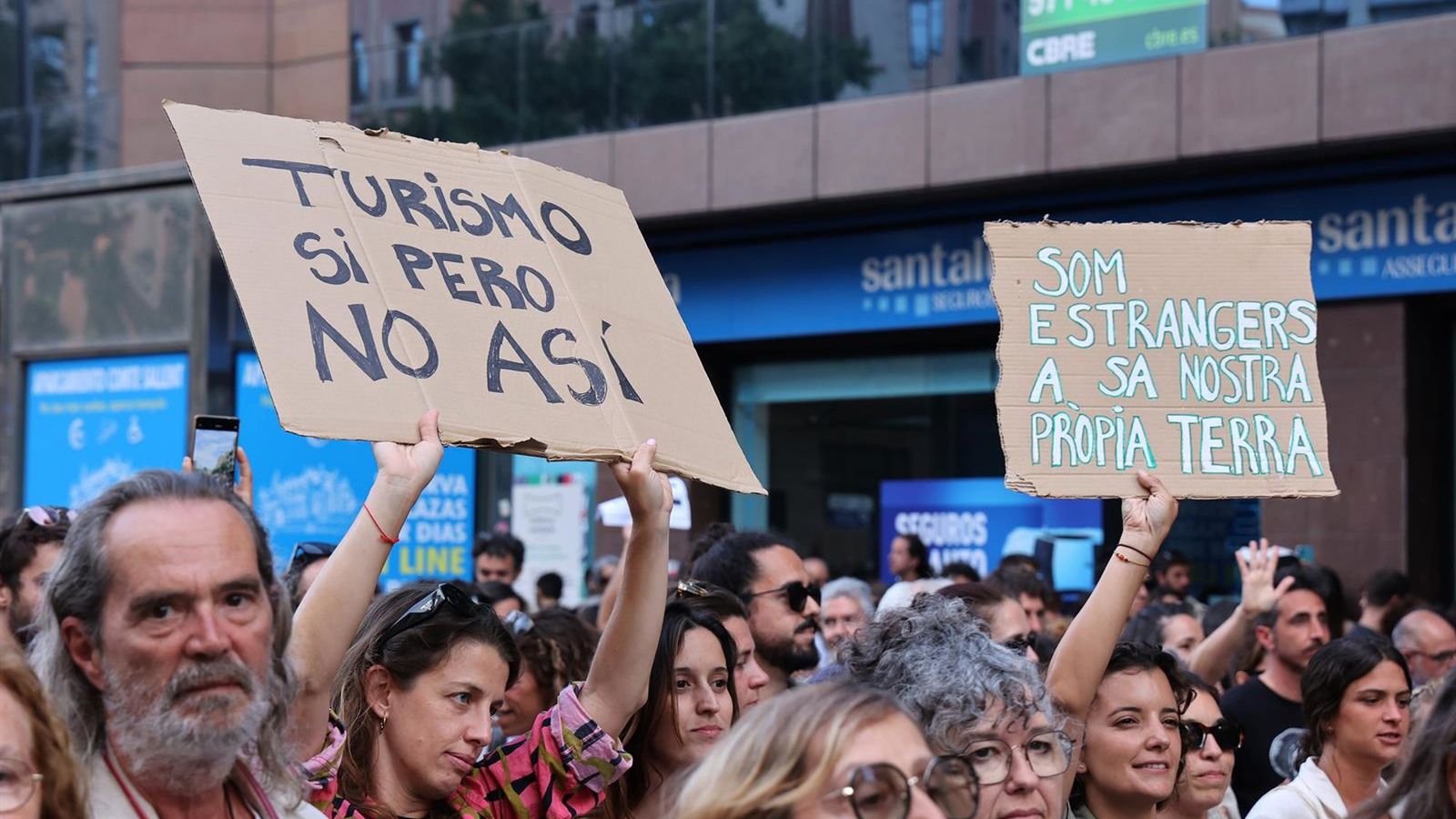 Saturação turística em Mallorca — o custo invisível na saúde mental dos residentes