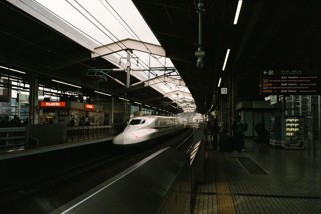 Maglev japonês enfrenta colapso de cronograma — o sonho de 600 km/h vira pesadelo logístico