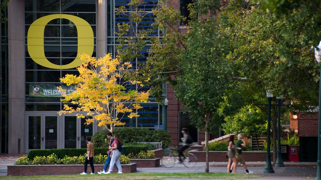Phil Knight doa US$ 1 bilhão para engenharia em Oregon — e o estado precisa do talento