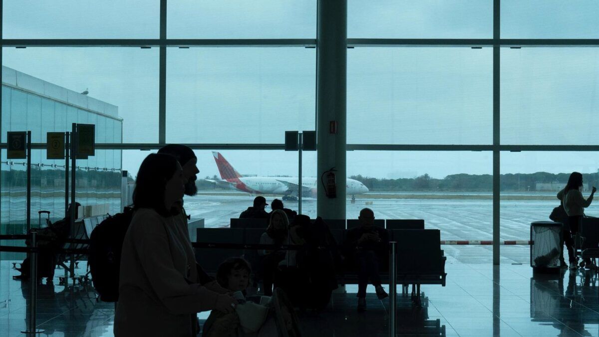 PSOE, PP e Sumar bloqueiam expansão do Aeroporto de Ibiza no Congresso espanhol