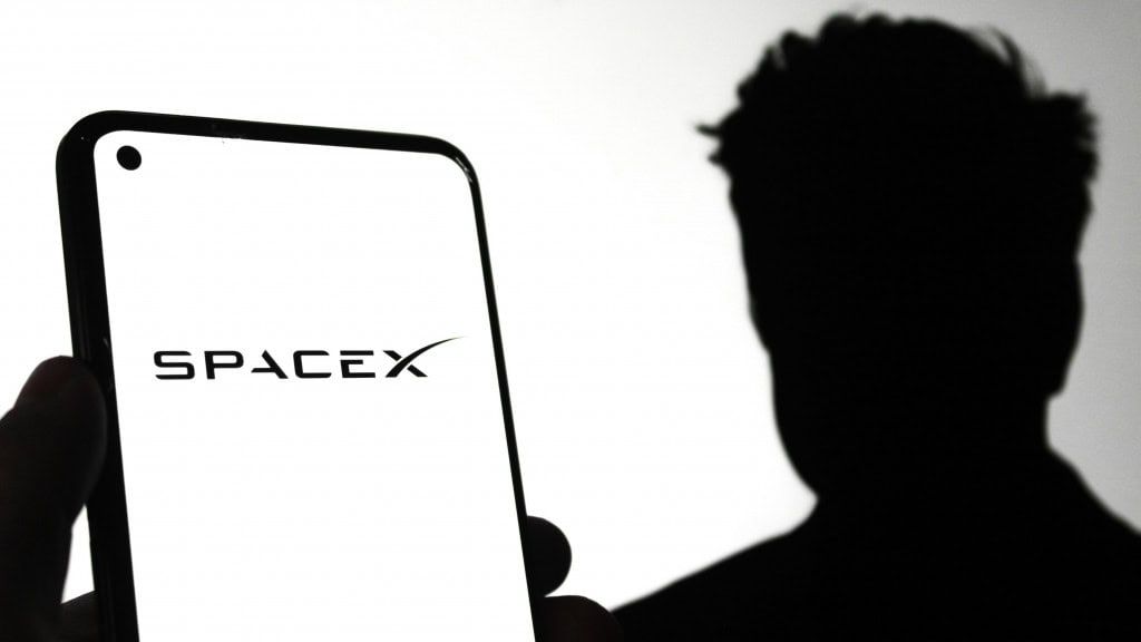 Ron Baron aposta US$ 1 bilhão na SpaceX e reforça aliança com Elon Musk