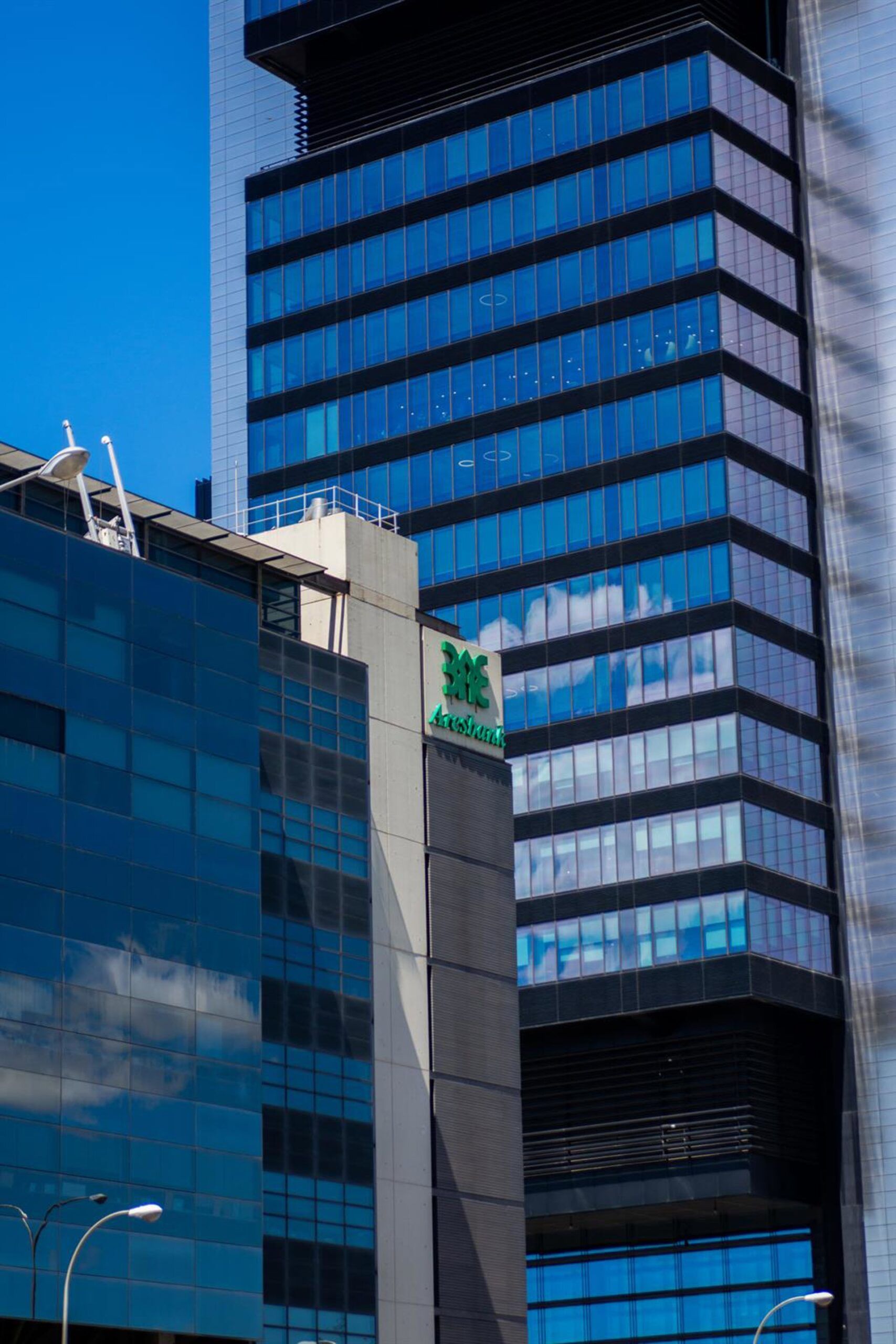 Aresbank atinge lucro recorde de 16 milhões de euros em 2025